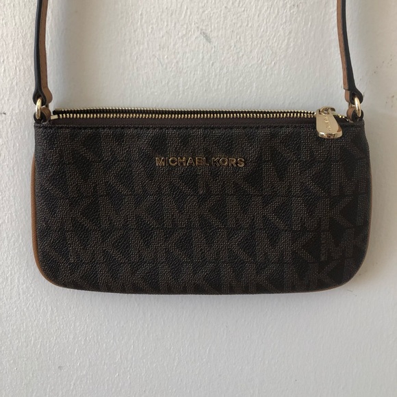 Michael Kora Small Purse - Picture 1 of 4